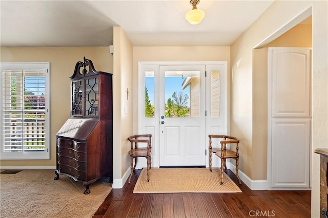 26 Deer View Ln, Templeton, CA 93465 - entryway with dark wood-style floors and baseboards