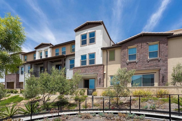 1807 Mesquite Way, Oceanside, CA 92056 - view of front of property with stucco siding