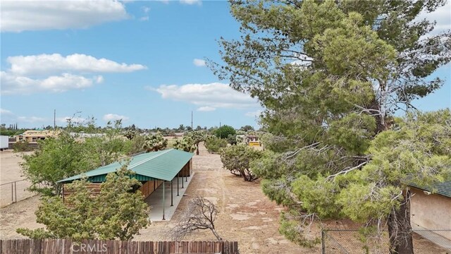 14676 Poplar St, Hesperia, CA 92345 - view of property's community featuring an outbuilding