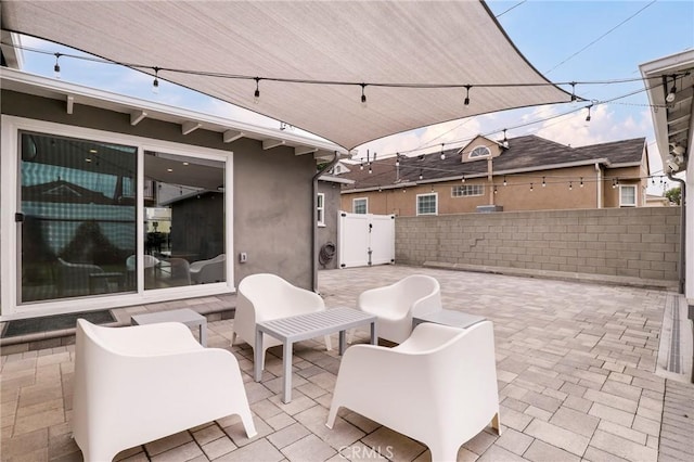 2804 W 84th St, Inglewood, CA 90305 - fenced backyard with a patio