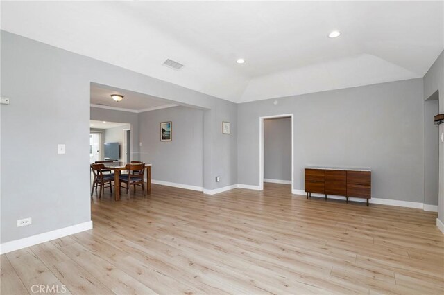 2804 W 84th St, Inglewood, CA 90305 - unfurnished room with light wood-type flooring, baseboards, recessed lighting, and vaulted ceiling