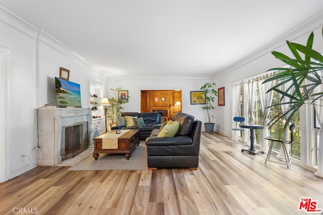 728 S Windsor Blvd, Los Angeles, CA 90005 - photo 11