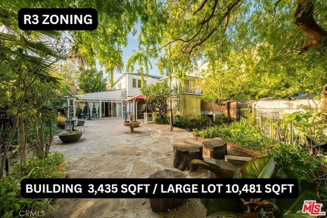 728 S Windsor Blvd, Los Angeles, CA 90005 - photo 3