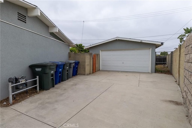 5921 Los Ramos Cir, Buena Park, CA 90620 - view of detached garage