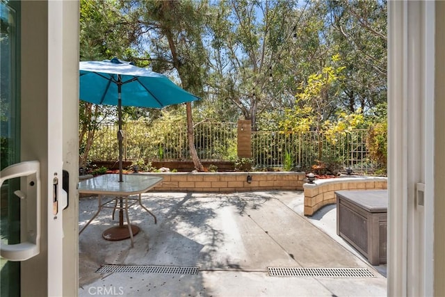 27831 Silverton Ct, Valencia, CA 91354 - view of patio