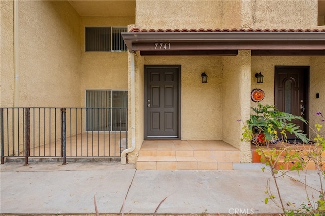 7741 Via Napoli Unit 77, Burbank, CA 91504 - entrance to property featuring stucco siding