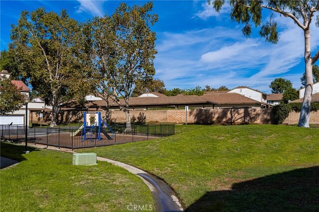 1206 S Cypress Ave Unit F, Ontario, CA 91762 - view of yard