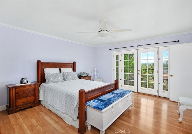 5245 Grandview Ave, Yorba Linda, CA 92886 - bedroom with light wood-style floors, access to exterior, crown molding, and ceiling fan