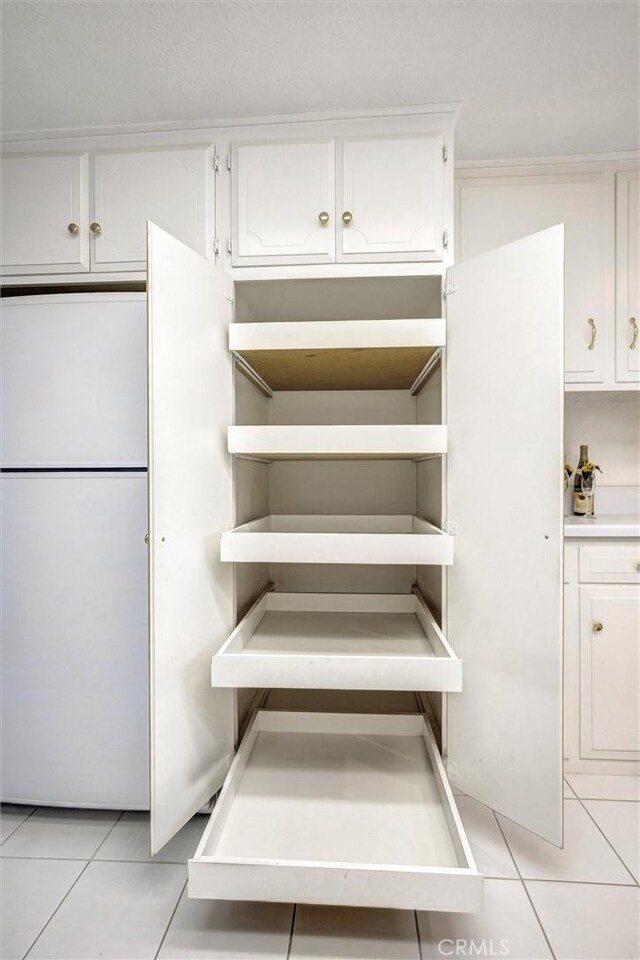2160 Via Mariposa E Unit D, Laguna Woods, CA 92637 - view of pantry