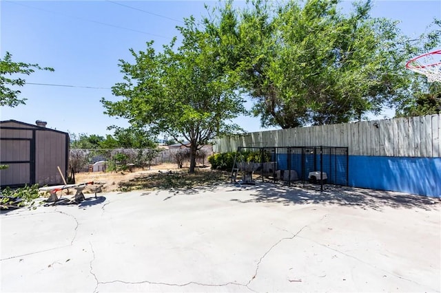 15799 Cromdale St, Hesperia, CA 92345 - view of patio / terrace