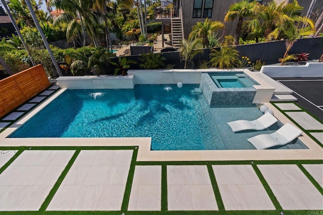 1368 Hymettus Ave, Encinitas, CA 92024 - view of swimming pool with a pool with connected hot tub