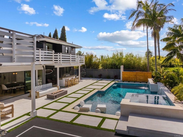 1368 Hymettus Ave, Encinitas, CA 92024 - view of swimming pool featuring a patio, a pool with connected hot tub, and a fire pit
