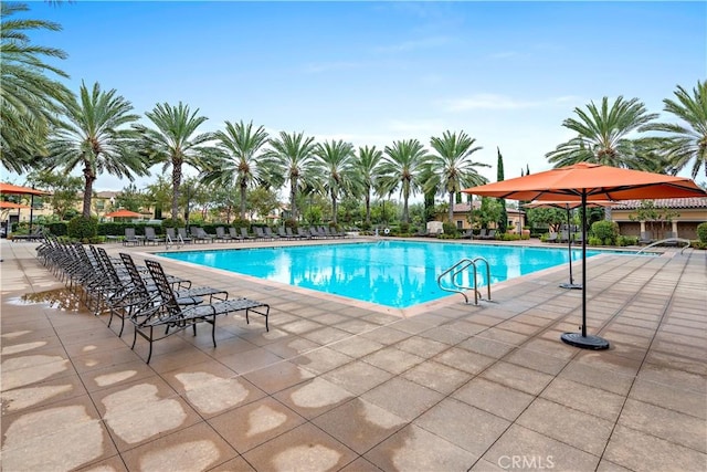 107 Tubeflower, Irvine, CA 92618 - community pool featuring a patio area