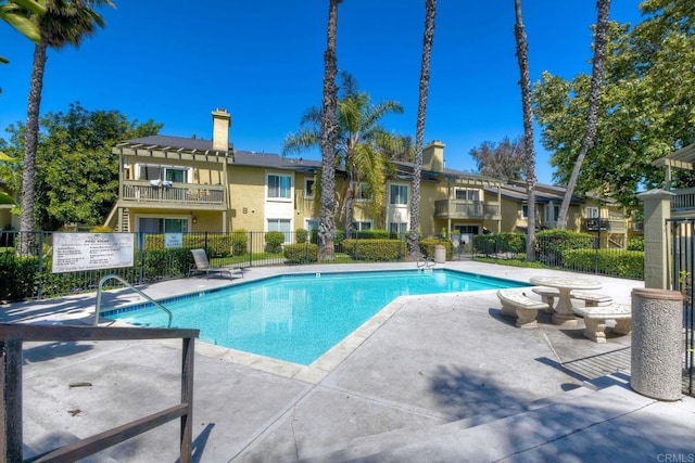 145 W El Norte Pkwy Unit 123, Escondido, CA 92026 - community pool with a residential view and a patio area