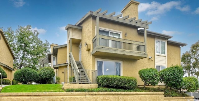 145 W El Norte Pkwy Unit 123, Escondido, CA 92026 - view of building exterior with stairway