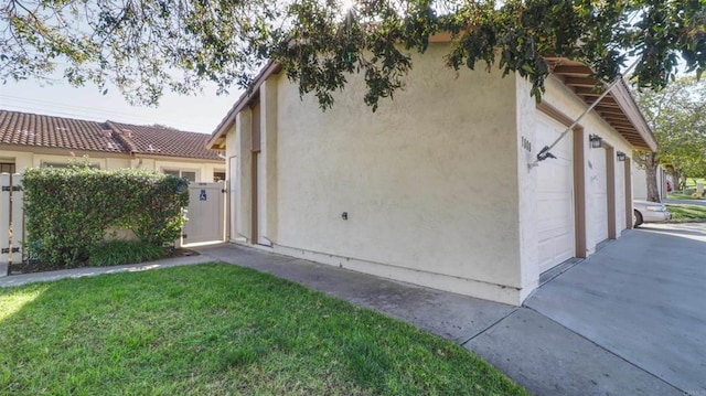 1810 Stanton Rd, Encinitas, CA 92024 - view of home's exterior with stucco siding