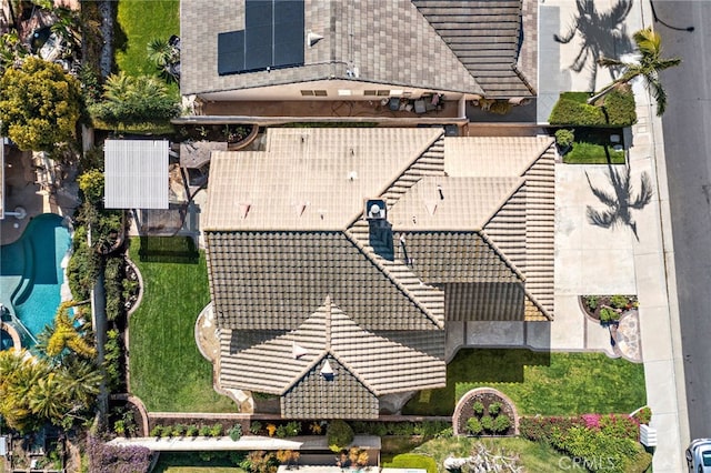 2811 N Preston St, Orange, CA 92867 - aerial view of a pool