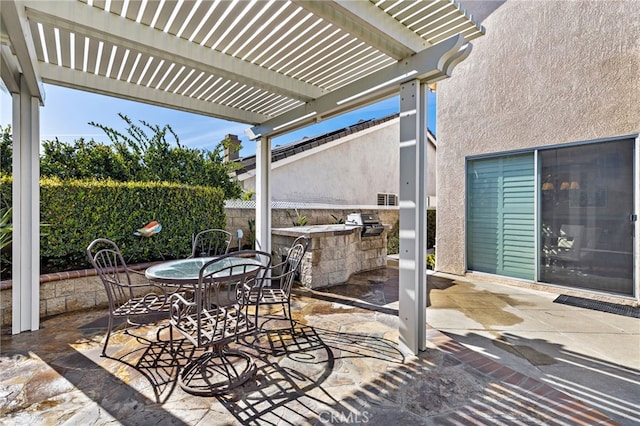 2811 N Preston St, Orange, CA 92867 - view of patio featuring a pergola and outdoor dining space