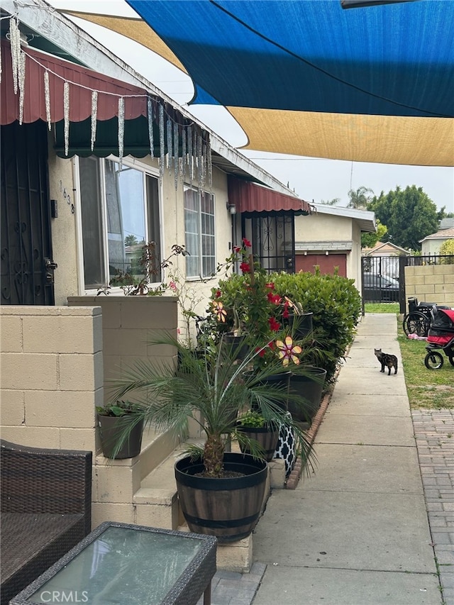 1636 W 205th St, Torrance, CA 90501 - view of patio / terrace