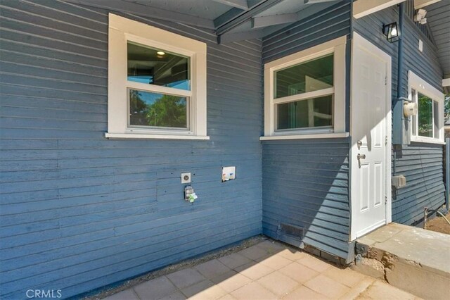 1906 N Fruit Ave, Fresno, CA 93705 - view of side of home