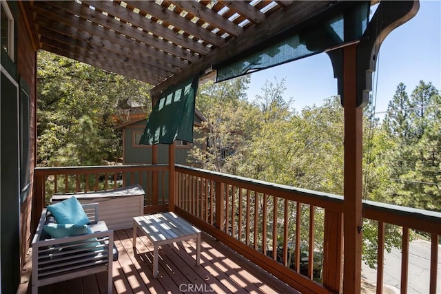 1315 Sequoia Dr, Lake Arrowhead, CA 92352 - wooden terrace featuring a pergola