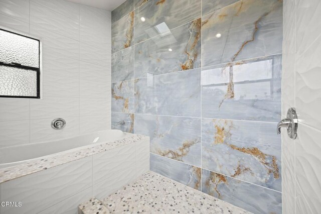 1194 Kingston Ln, Ventura, CA 93001 - full bathroom featuring tile walls, a bathtub, and a tile shower