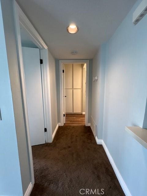 2015 Lakeridge Cir Unit 301, Chula Vista, CA 91913 - hallway featuring carpet and baseboards