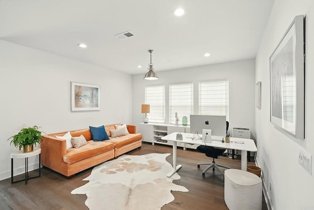 939 Moonstone Ct, Encinitas, CA 92024 - office area with wood finished floors and recessed lighting