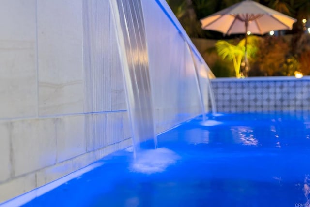 939 Moonstone Ct, Encinitas, CA 92024 - view of swimming pool featuring a pool