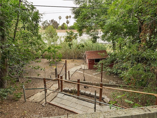 7562 Midfield Ave, Los Angeles, CA 90045 - photo 18