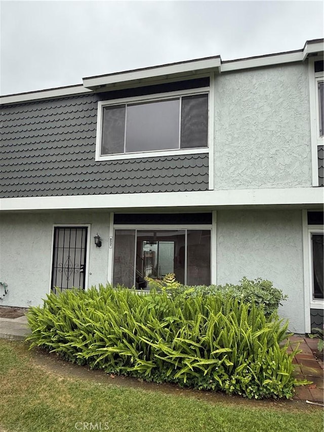 8537 Edgebrook Dr, Garden Grove, CA 92844 - back of house with stucco siding