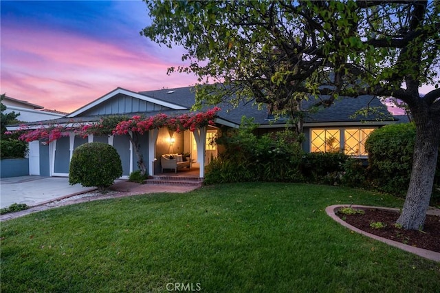 4947 Blackhorse Rd, Rancho Palos Verdes, CA 90275 - single story home with a yard, roof with shingles, and concrete driveway