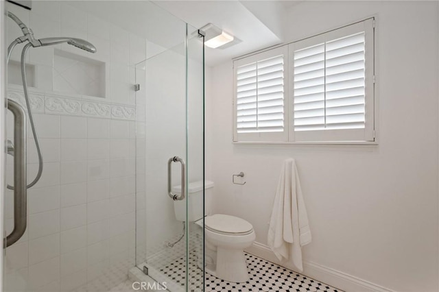 4947 Blackhorse Rd, Rancho Palos Verdes, CA 90275 - bathroom with a shower stall, toilet, and baseboards