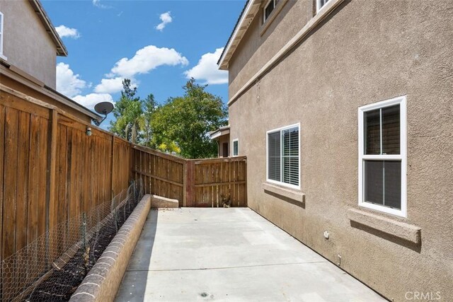42192 Delmonte St, Temecula, CA 92591 - view of patio / terrace