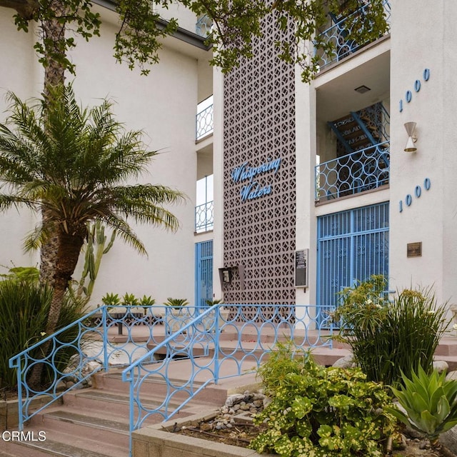 1000 Cordova St Unit 103, Pasadena, CA 91106 - entrance to property featuring stucco siding