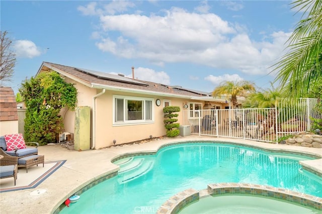 1528 E San Alto Ave, Orange, CA 92865 - view of swimming pool featuring a pool with connected hot tub and a patio area