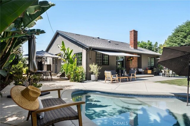17949 Archwood St, Reseda, CA 91335 - outdoor pool with a patio area and outdoor dining area