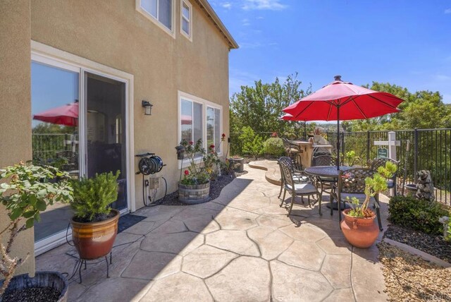 320 Corte Castillo, Chula Vista, CA 91914 - view of patio featuring outdoor dining space