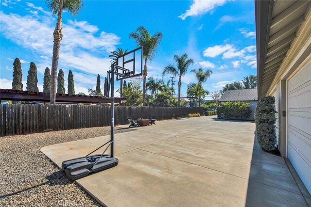 343 W Fletcher Ave, Orange, CA 92865 - view of sport court featuring a fenced backyard