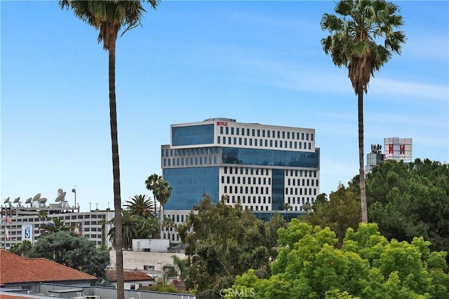 5633 Carlton Way Unit 503, Hollywood, CA 90028 - city view