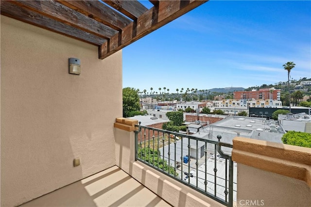 5633 Carlton Way Unit 503, Hollywood, CA 90028 - balcony featuring a mountain view