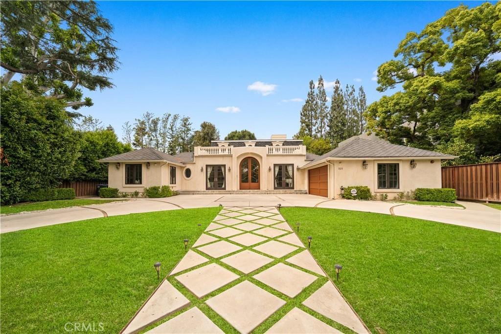 325 W Bellevue Dr, Pasadena, CA 91105 - photo 1