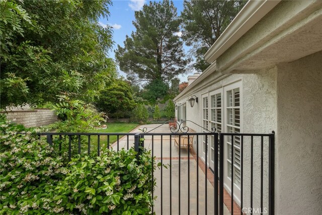 26320 Ivrea Pl, Valencia, CA 91355 - view of patio / terrace