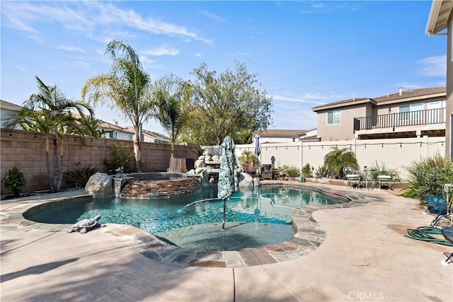 23556 Kathryn St, Murrieta, CA 92562 - view of swimming pool with a fenced backyard, a patio area, and a pool with connected hot tub