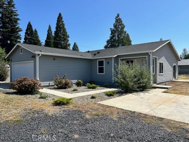 1488 Bille Rd, Paradise, CA 95969 - view of front of house featuring a garage