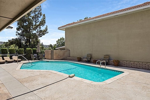 1040 Central Ave Unit 10, Riverside, CA 92507 - view of swimming pool with a patio