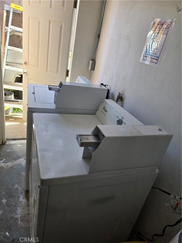 1609 W 107th St, County Los Angeles, CA 90047 - bathroom with unfinished concrete floors and washer and dryer