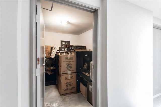 1617 S Beverly Glen Blvd Unit 301, Los Angeles, CA 90024 - view of walk in closet
