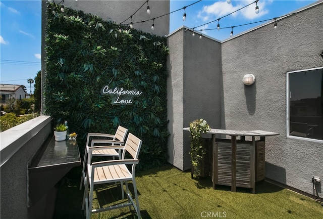1617 S Beverly Glen Blvd Unit 301, Los Angeles, CA 90024 - view of patio