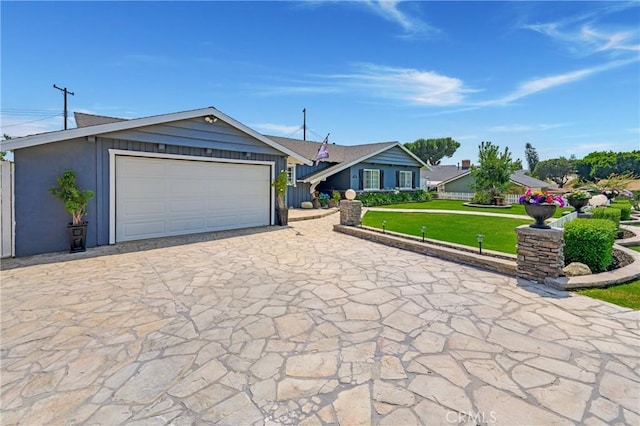 210 View Dr, La Habra, CA 90631 - ranch-style house featuring driveway, a front yard, and a garage
